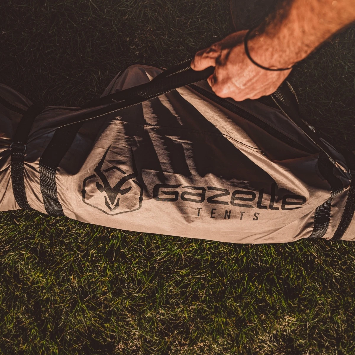 Gazelle G6 6-Sided Portable Gazebo, Desert Sand 8 Gazelle G6 6-Sided Portable Gazebo, Desert Sand - Image 6