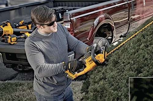 DeWalt DCHT820B20V MAX* Lithium Ion 22” Hedge Trimmer (Bare) 4 DeWalt DCHT820B20V MAX* Lithium Ion 22” Hedge Trimmer (Bare) - Image 2